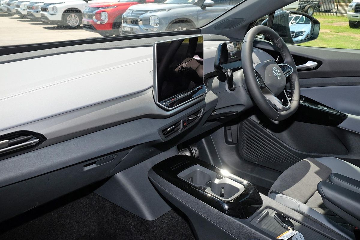 2025 Volkswagen ID.4 Pro E2