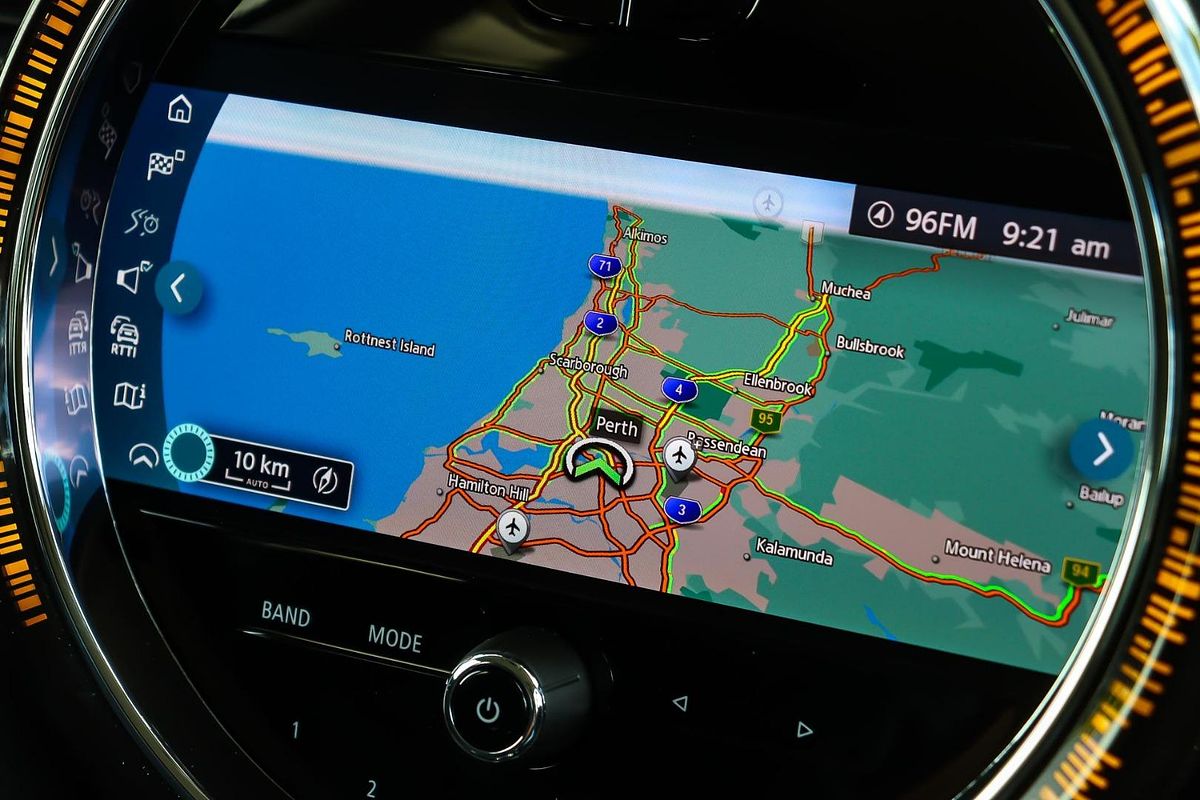 2022 MINI Hatch Cooper SE Classic F56 LCI-2