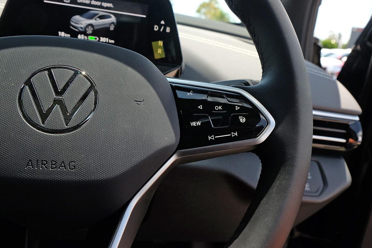 2025 Volkswagen ID.4 Pro E2