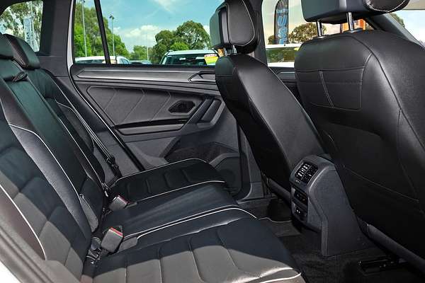 2024 Volkswagen Tiguan 162TSI R-Line 5N