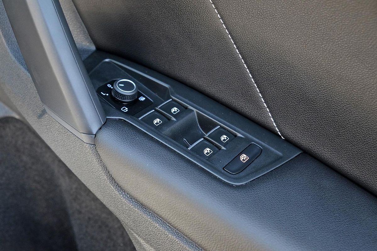 2024 Volkswagen Tiguan 162TSI R-Line 5N