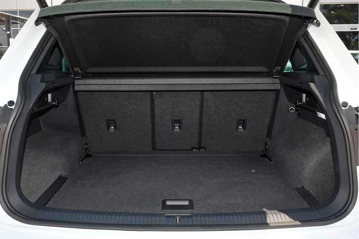 2024 Volkswagen Tiguan 162TSI R-Line 5N