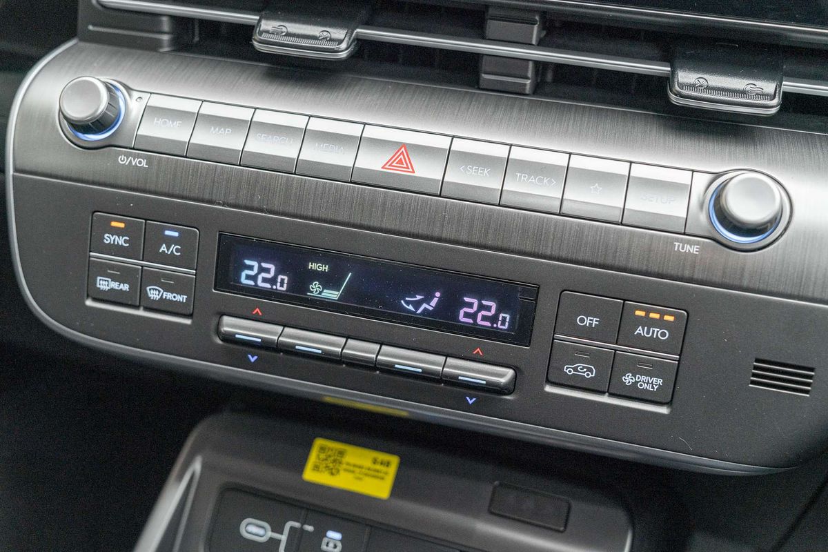 2025 Hyundai Kona Hybrid SX2.V3