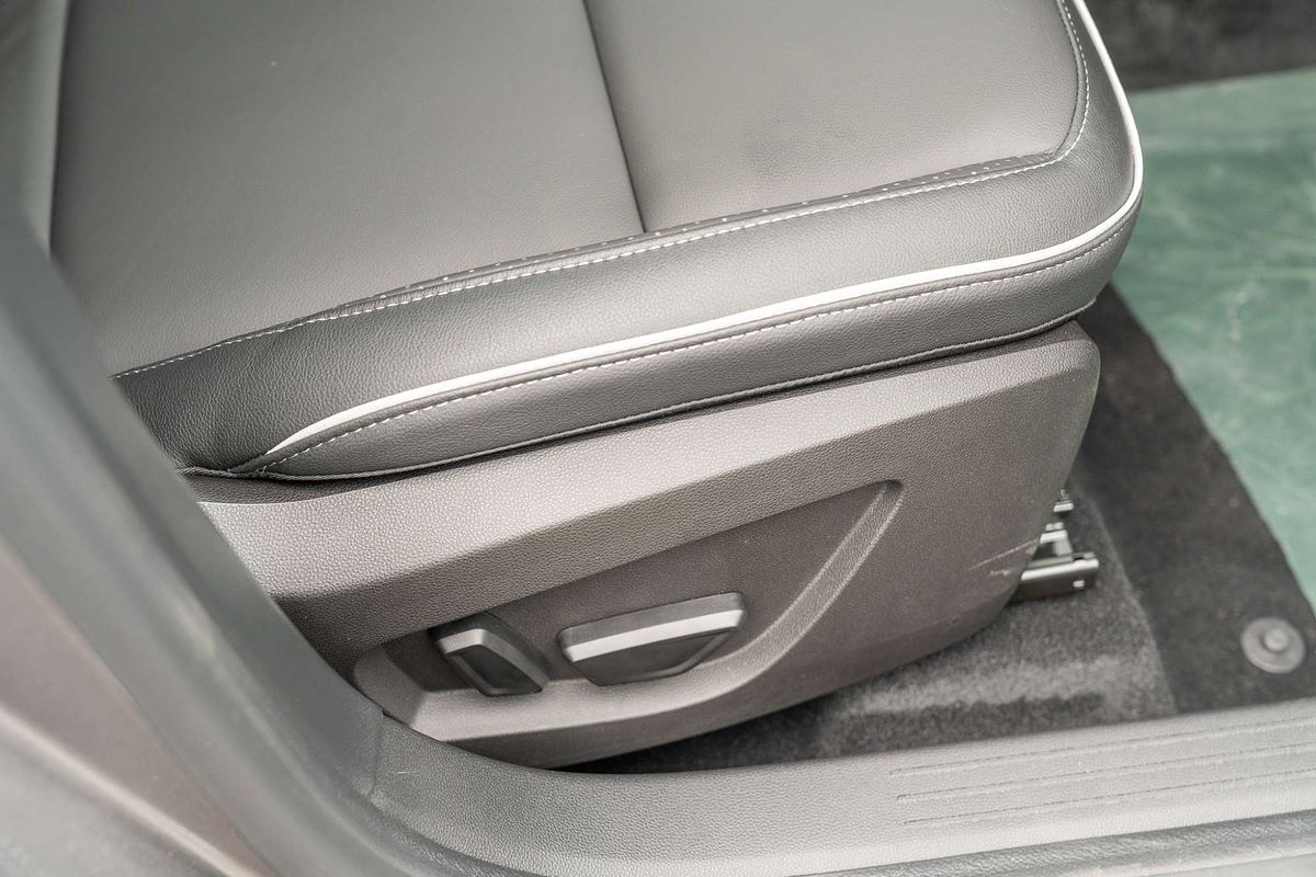 2025 Mitsubishi ASX Exceed XD