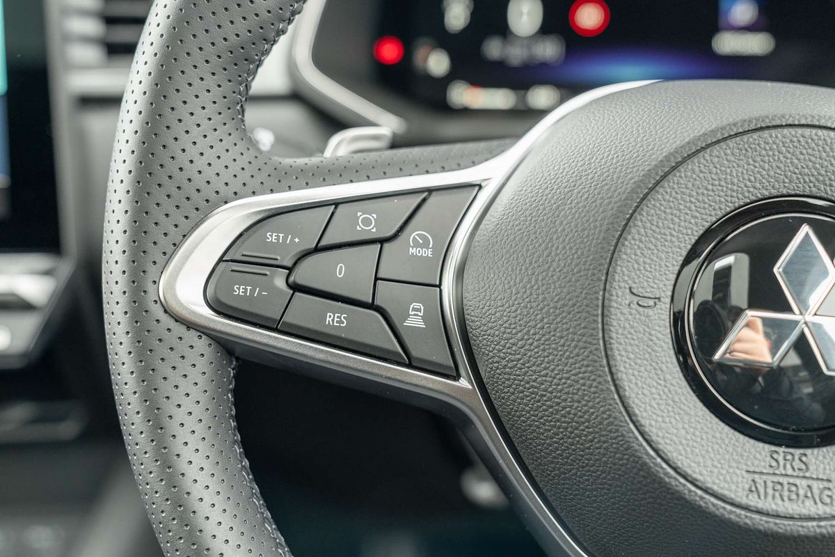 2025 Mitsubishi ASX Exceed XD