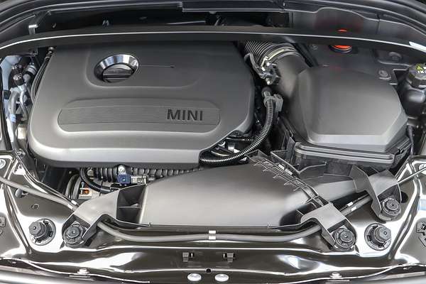 2025 MINI Countryman C Classic U25