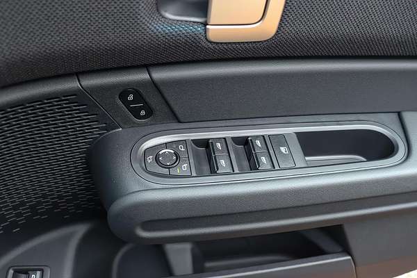 2025 MINI Countryman C Classic U25