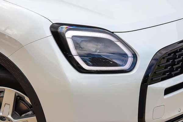 2025 MINI Countryman C Classic U25