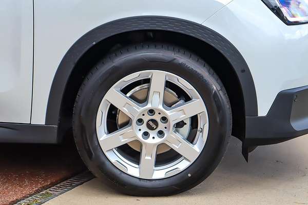 2025 MINI Countryman C Classic U25