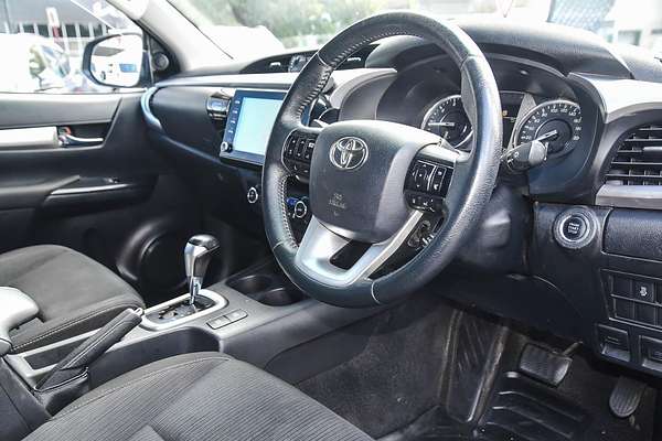 2020 Toyota Hilux SR5 GUN126R 4X4