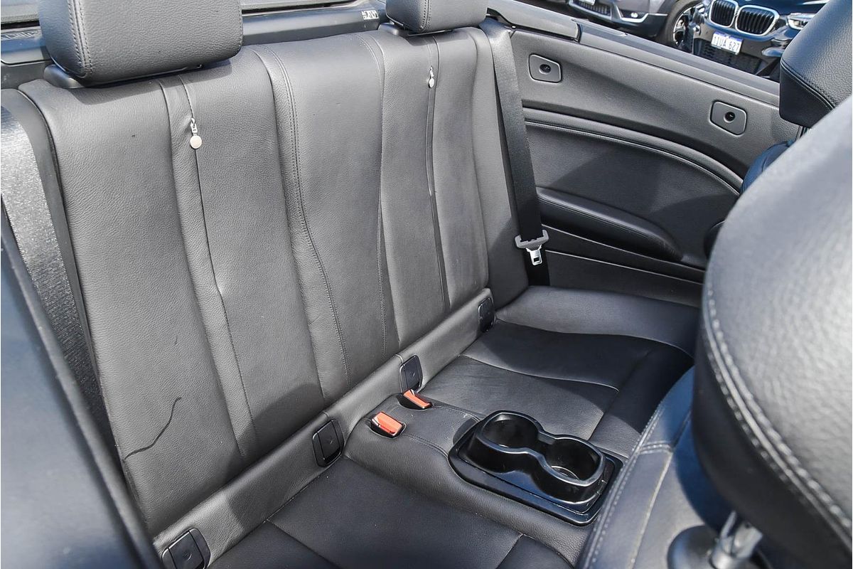 2015 BMW 2 Series 220i Sport Line F23