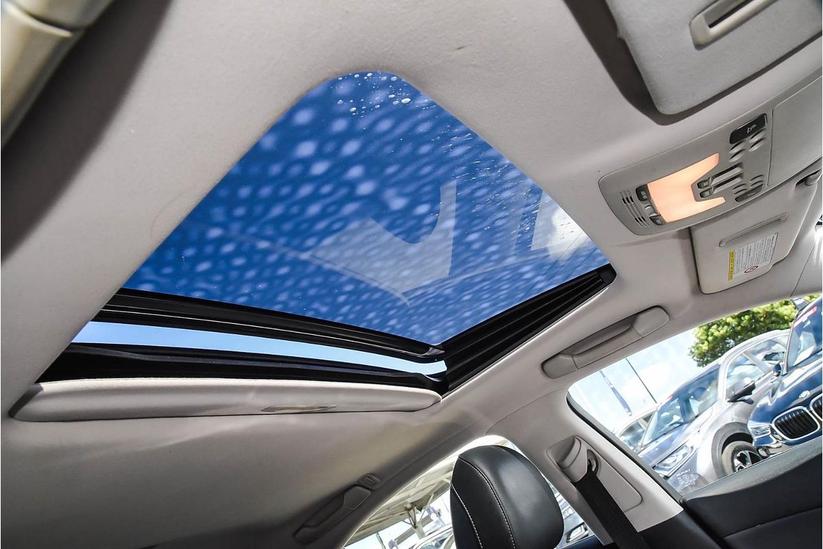 2011 Lexus IS IS350 Prestige GSE21R