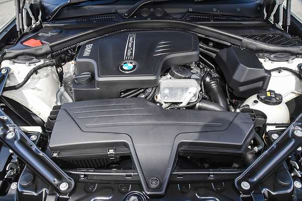 2015 BMW 2 Series 220i Sport Line F23