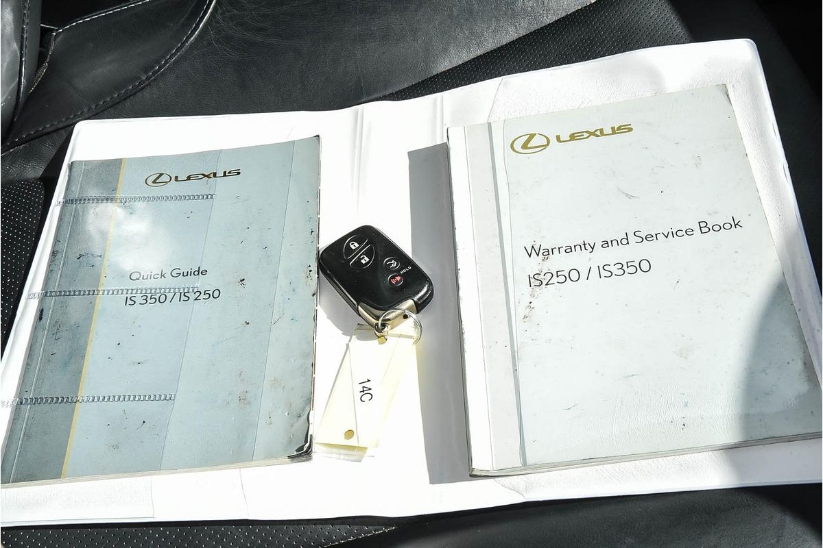 2011 Lexus IS IS350 Prestige GSE21R