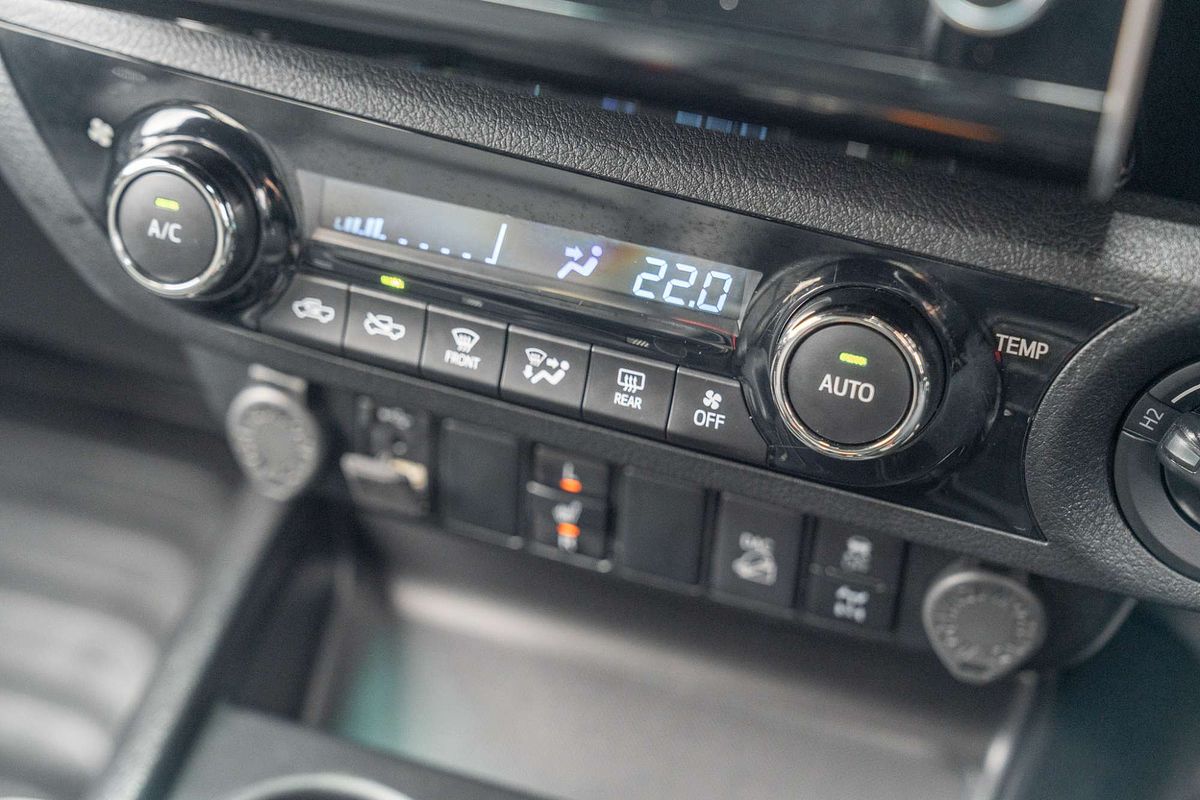 2021 Toyota Hilux Rugged X GUN126R 4X4