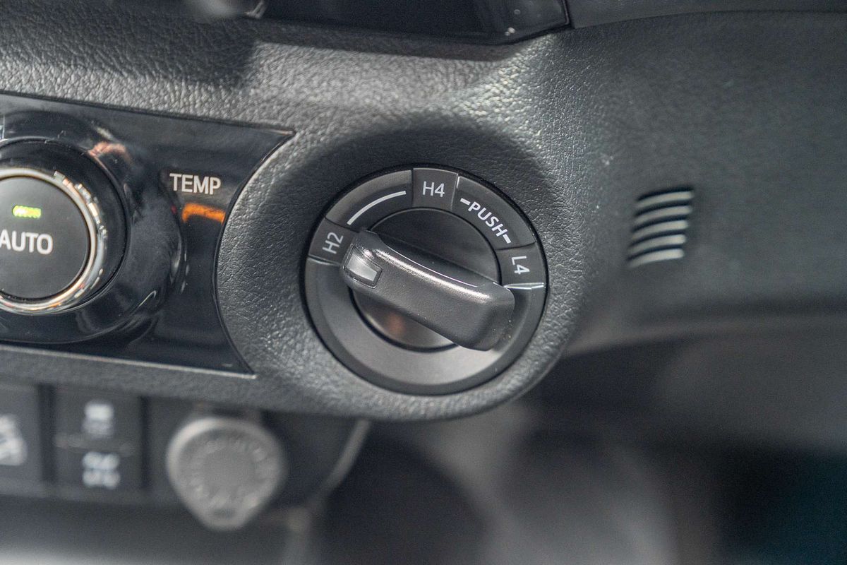 2021 Toyota Hilux Rugged X GUN126R 4X4