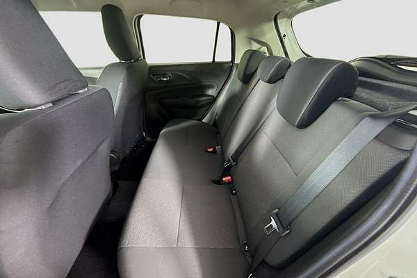 2025 Suzuki Swift Hybrid Plus UZ