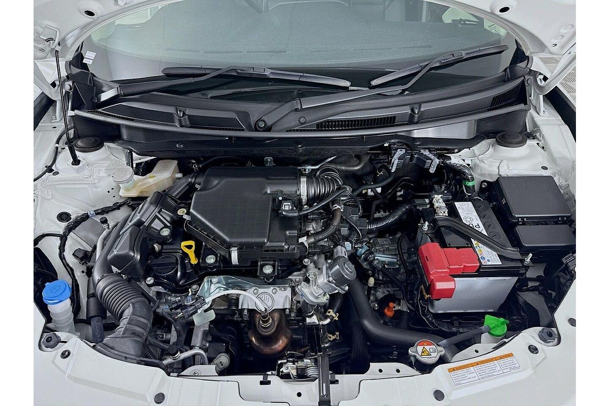 2025 Suzuki Swift Hybrid Plus UZ