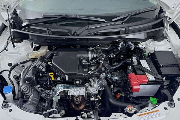 2025 Suzuki Swift Hybrid Plus UZ