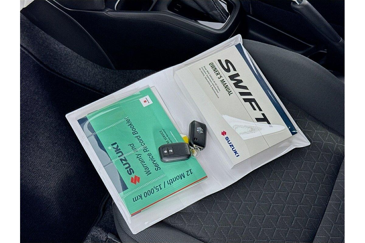 2025 Suzuki Swift Hybrid Plus UZ