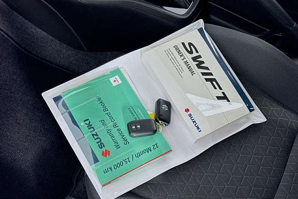 2025 Suzuki Swift Hybrid Plus UZ