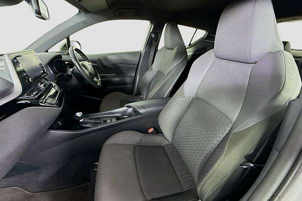 2023 Toyota C-HR GXL NGX10R