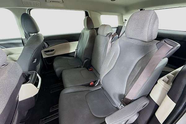 2022 Kia Carnival S KA4