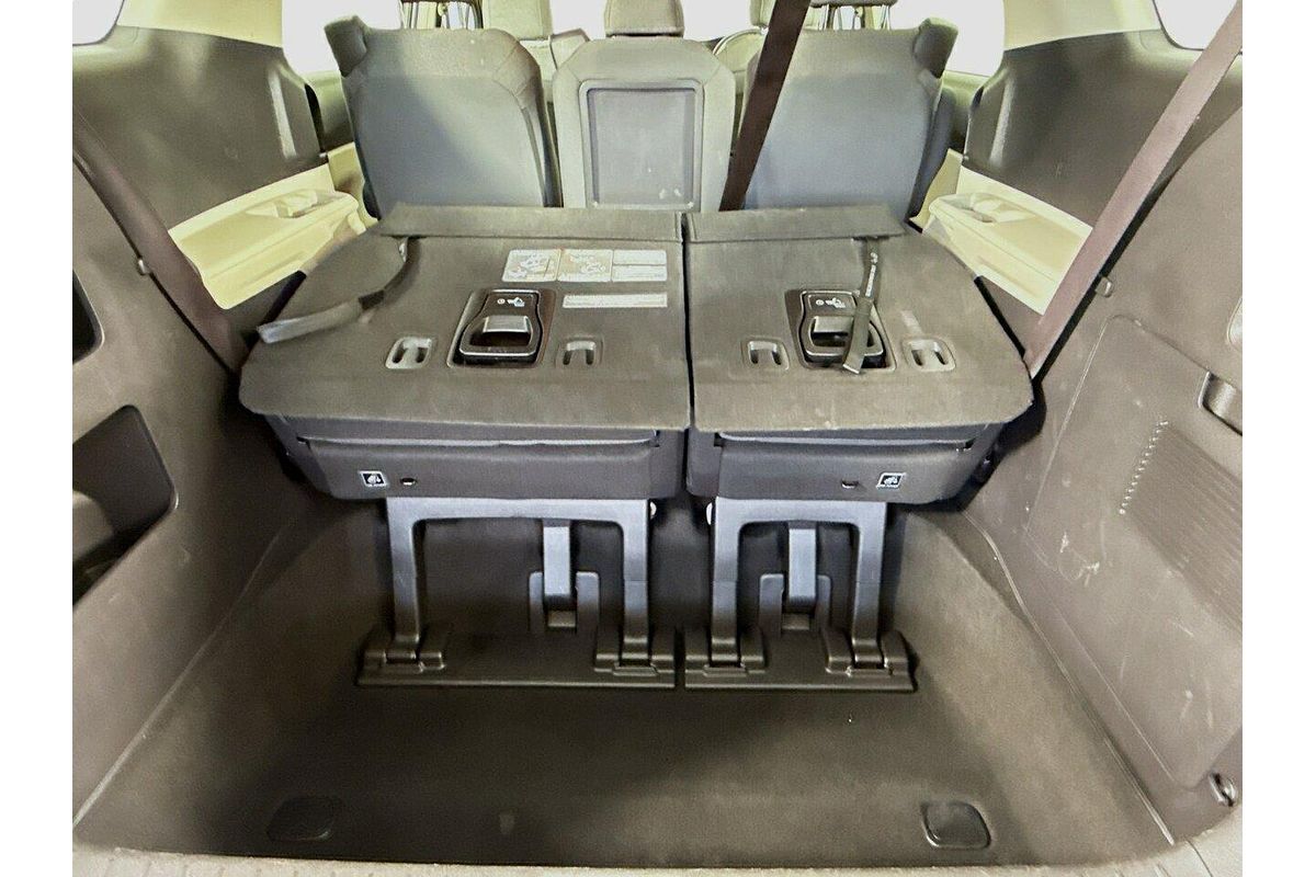 2022 Kia Carnival S KA4