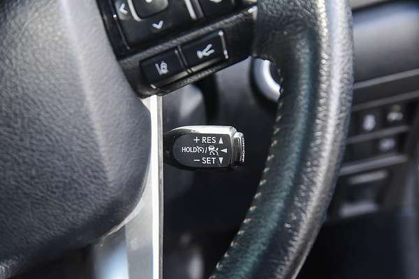 2020 Toyota Hilux SR5 GUN126R 4X4