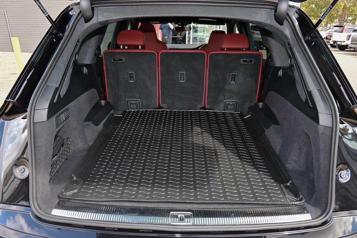 2023 Audi SQ7 TFSI 4M