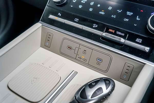 2025 Hyundai Santa Fe Hybrid Elite MX5.V2