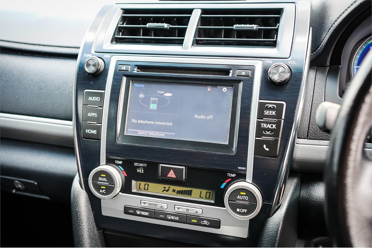 2015 Toyota Camry Atara S AVV50R