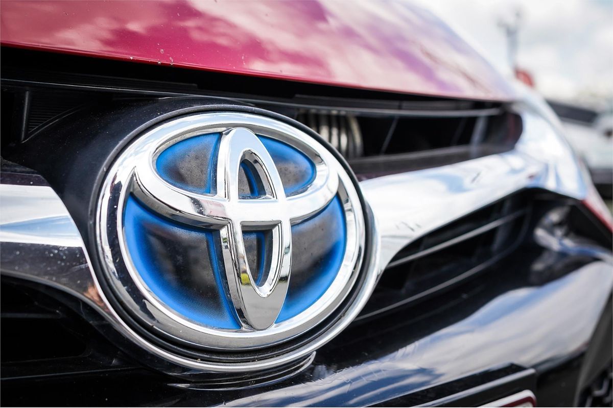 2015 Toyota Camry Atara S AVV50R