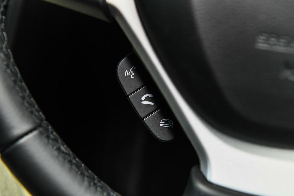 2024 Suzuki Vitara Shadow LY Series II