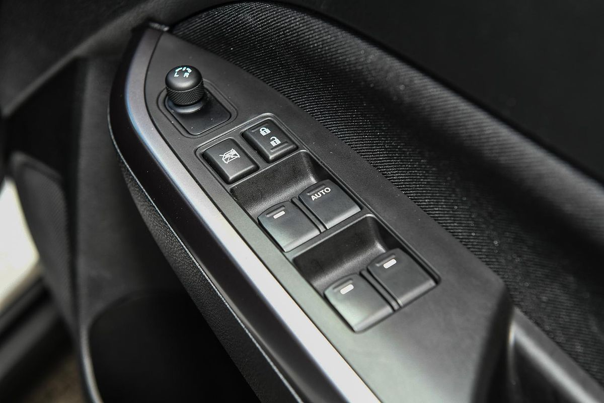 2024 Suzuki Vitara Shadow LY Series II