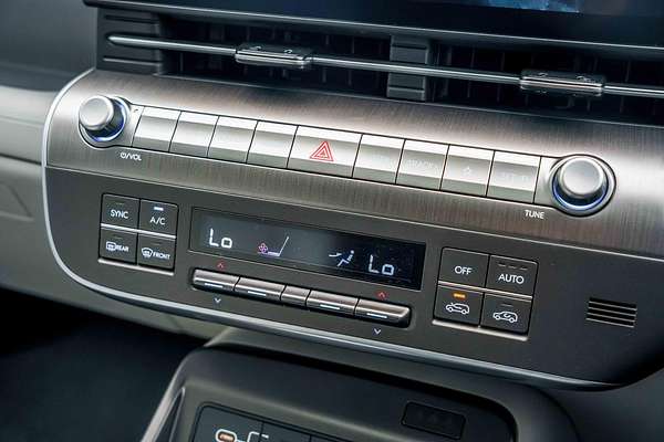 2025 Hyundai Kona Premium SX2.V3