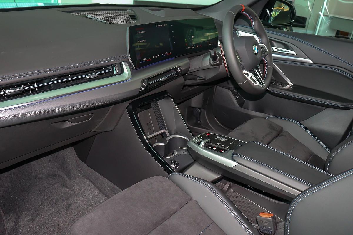 2025 BMW X1 M35i xDrive U11