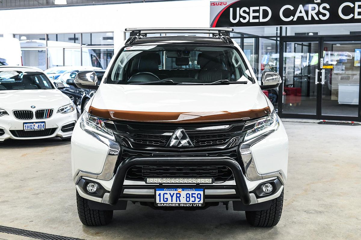 2019 Mitsubishi Pajero Sport Black Edition QE