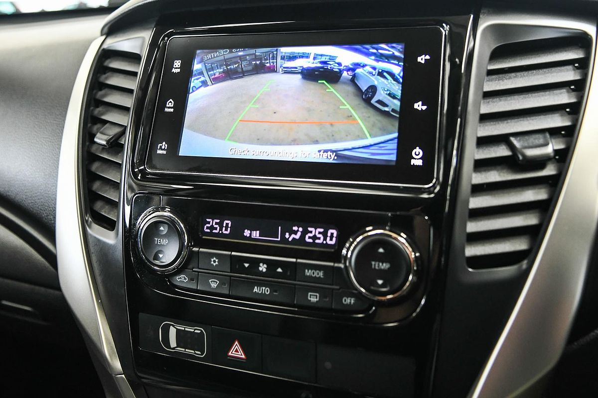 2019 Mitsubishi Pajero Sport Black Edition QE