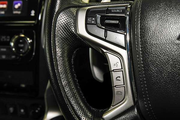 2019 Mitsubishi Pajero Sport Black Edition QE