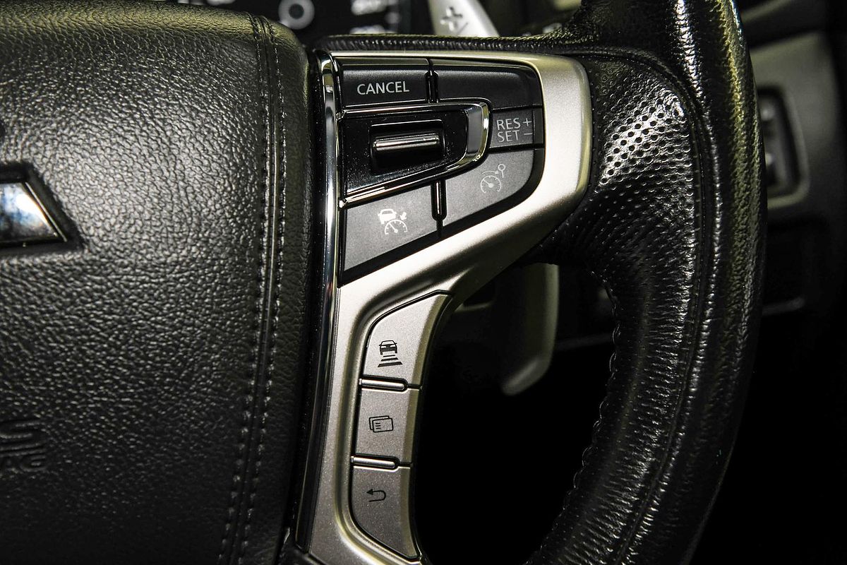 2019 Mitsubishi Pajero Sport Black Edition QE