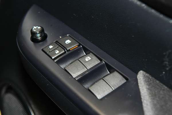 2022 Toyota Hilux SR GUN126R 4X4