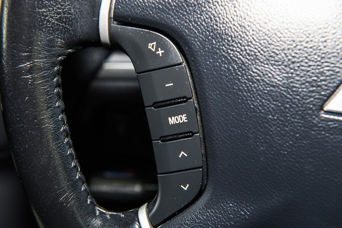 2016 Mitsubishi Pajero GLX NX