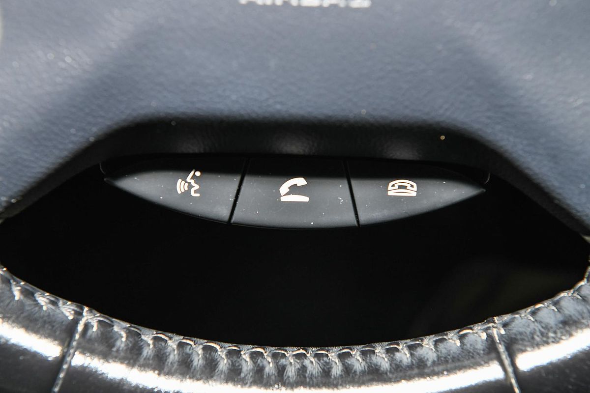 2016 Mitsubishi Pajero GLX NX