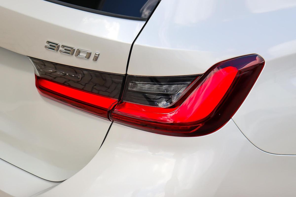 2025 BMW 3 Series 330i M Sport G21 LCI II