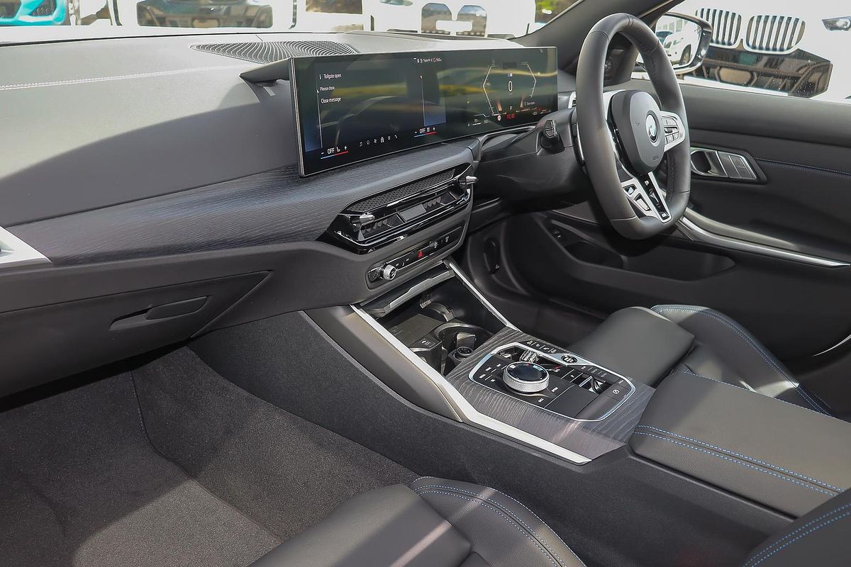 2025 BMW 3 Series 330i M Sport G21 LCI II