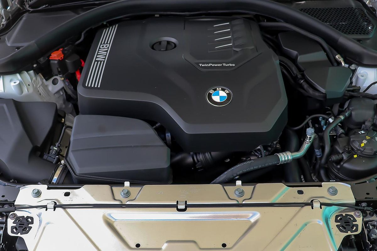 2025 BMW 3 Series 330i M Sport G21 LCI II