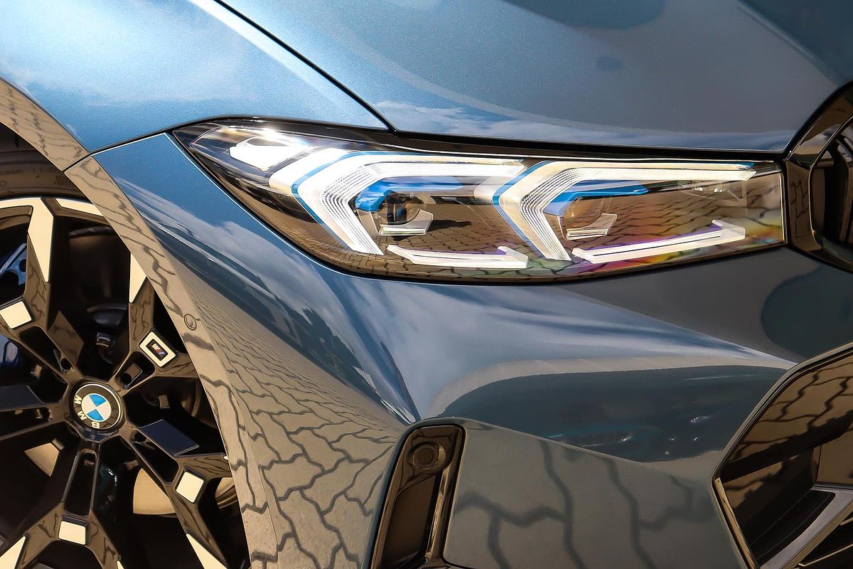 2025 BMW 3 Series 330i M Sport G21 LCI II