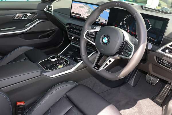 2025 BMW 3 Series 330i M Sport G21 LCI II