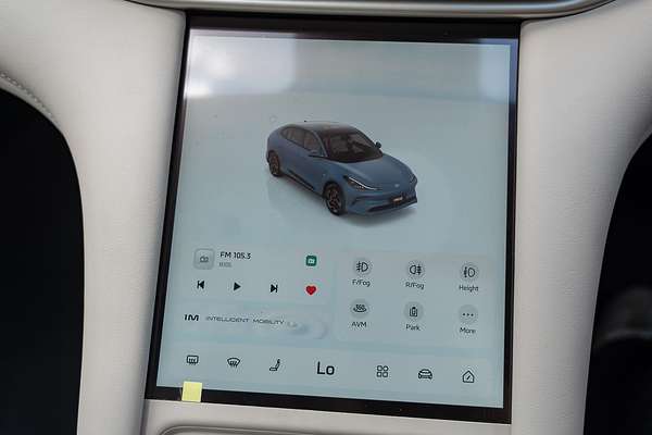 2025 MG IM6 Platinum S12L